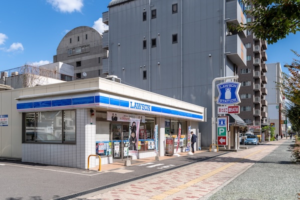 ローソン高松天神前店