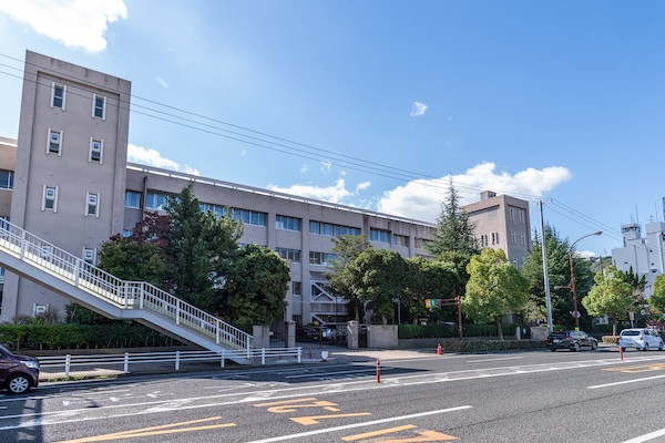 高松市立亀阜小学校