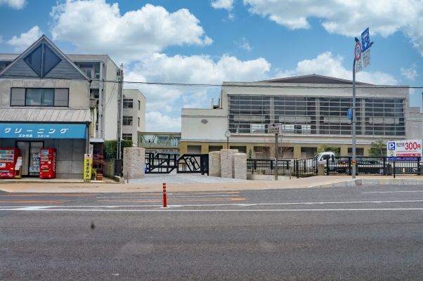 高松市立紫雲中学校